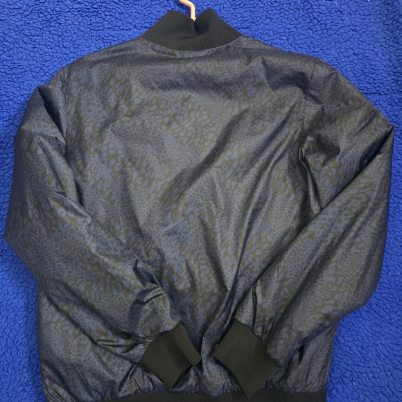 Nike Men's Blue Bomber Jacket - Picture 4 of 7